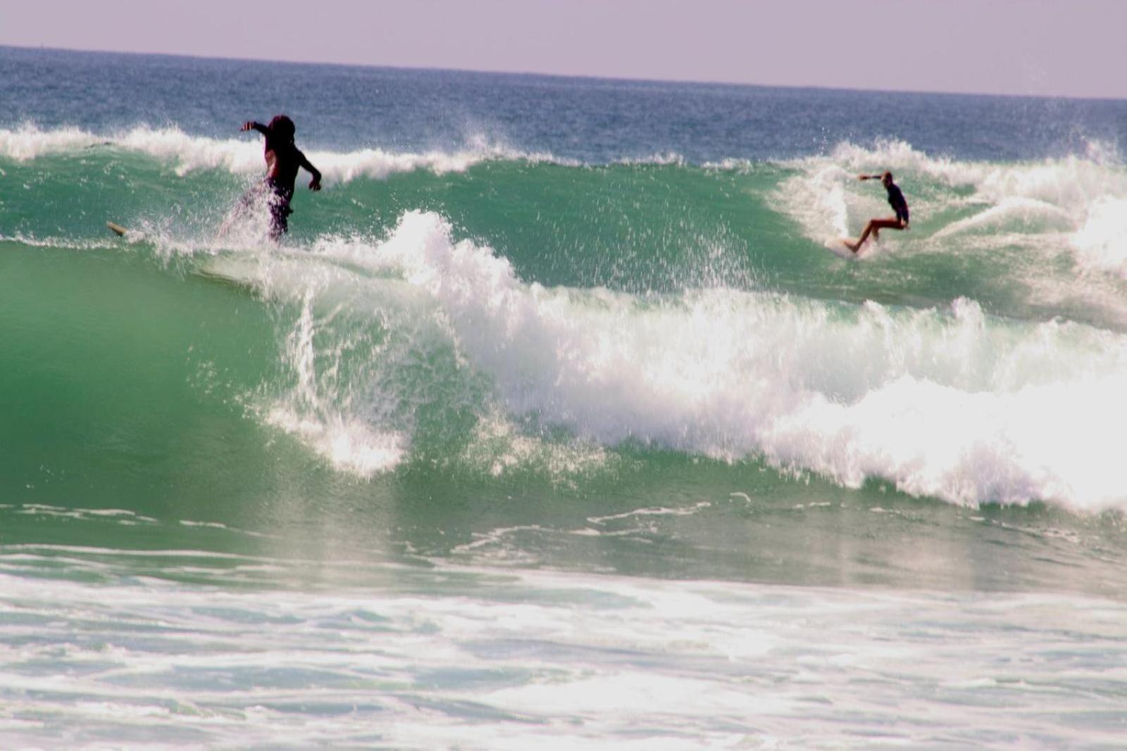 Plantation Surf Inn & Restaurant - Midigama East Esterno foto